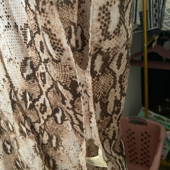 anthropologie snakeskin kimono regina - Picture 6 of 7